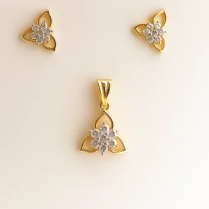 Eye Catching Silver Ethnic Inspired Pendant Earrings Set with American Diamond