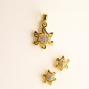 Stylish Silver Star Burst Pendant Earrings Set with American Diamond